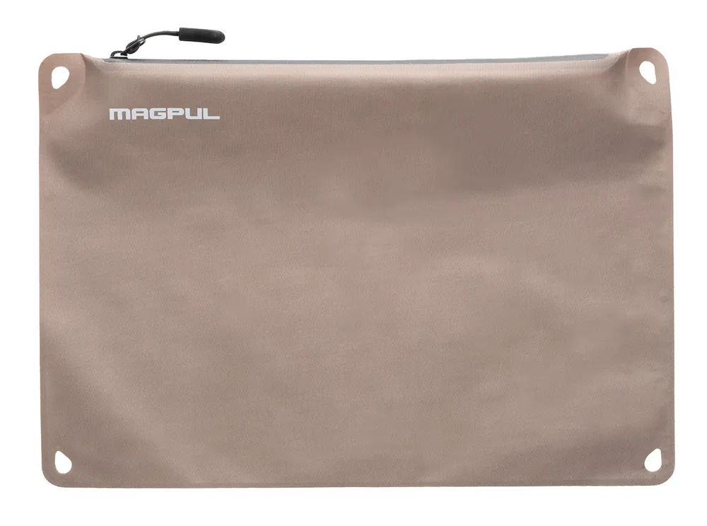 Magpul DAKA Takeout 8.88 Liters Volume, Made of Polymer with Flat Dark Earth Anti-Slip Texture