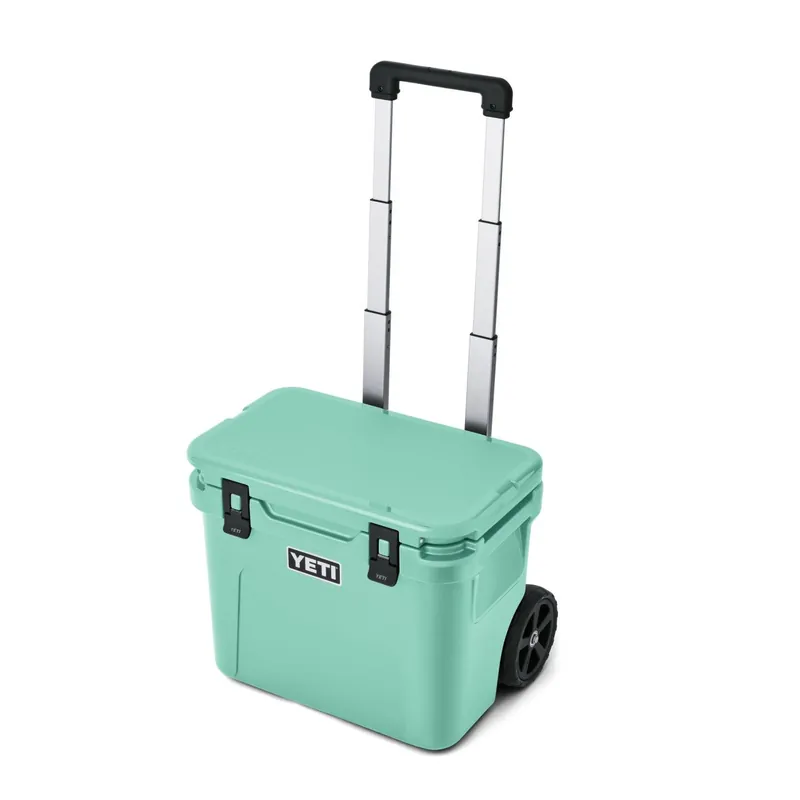 Yeti Roadie 32 Wheeled Cooler