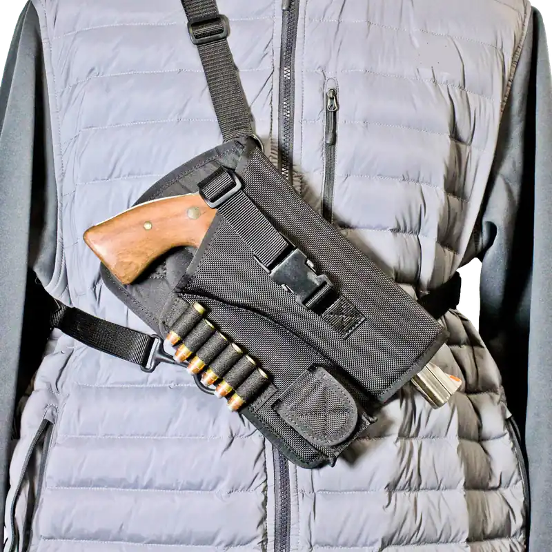 DeSantis Gunhide Yukon Hunting Rig Black Nylon Shoulder Ruger GP100 4" RH