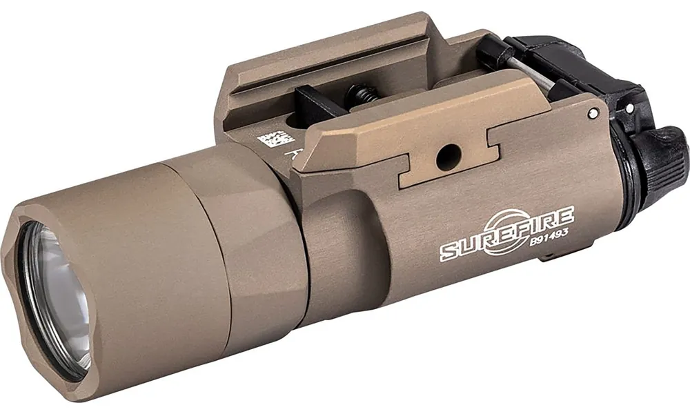 SureFire X300U-B Weapon Light 1000 Lumens Output White LED Light 213 Meters Beam Picatinny/Weaver/Glock Rails Mount Tan Anodized Aluminum
