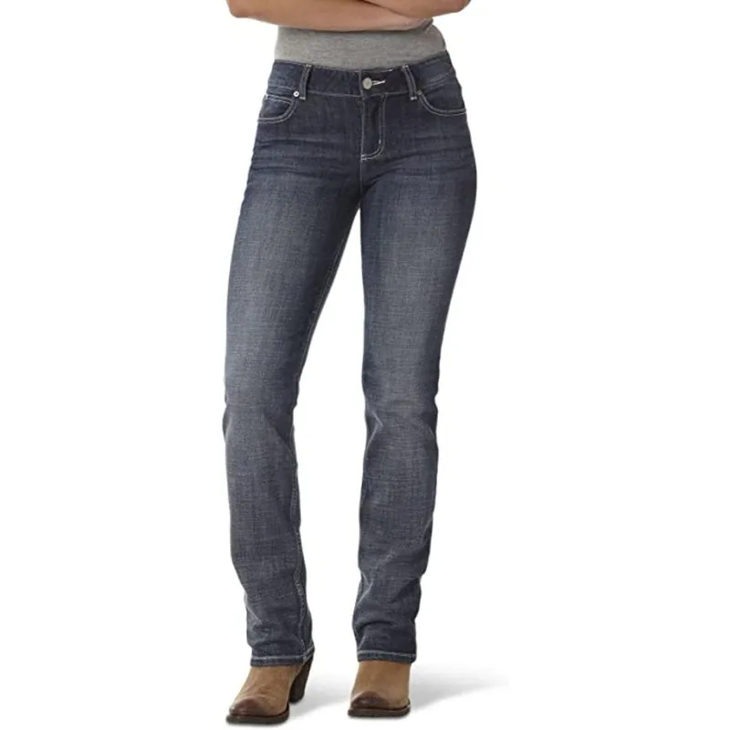 Wrangler Women‘s Straight Leg Jeans